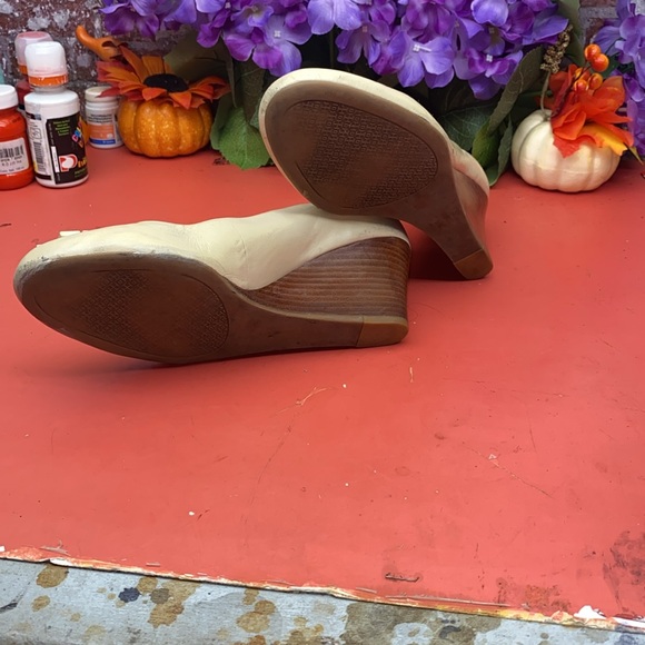 Tory Burch Shoes SZ 8.5 - Picture 5 of 7